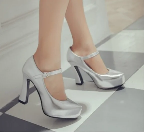 Новые профессиональные женские туфли на высоком каблуке с золотыми и