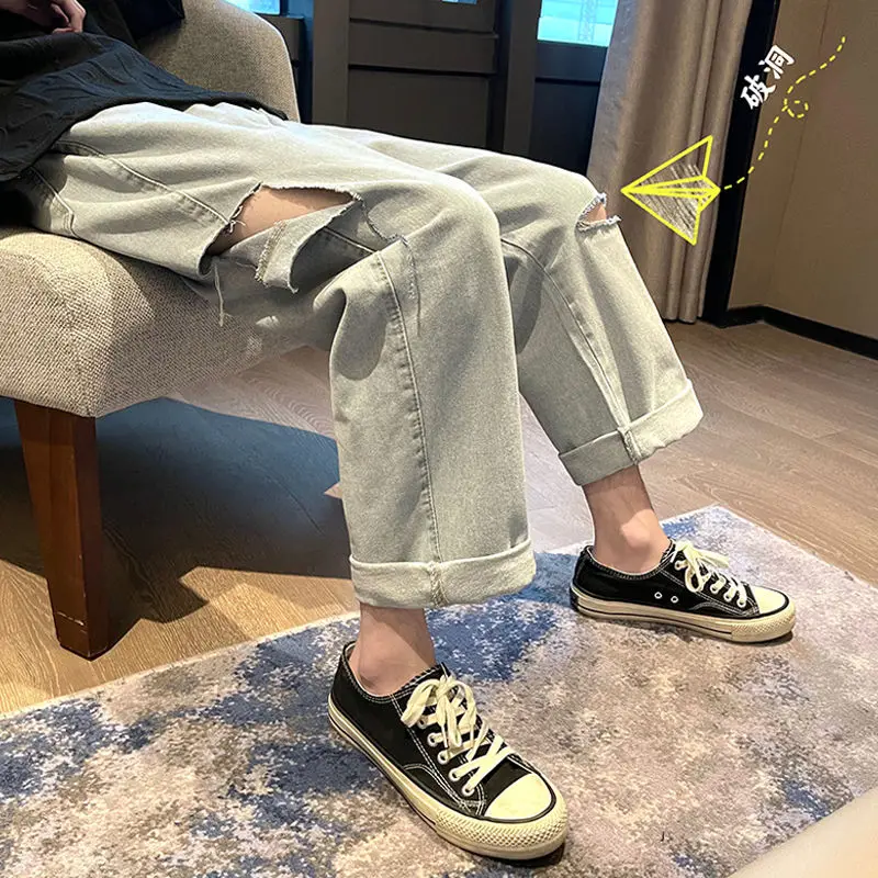 

Summer Ripped Jeans Men Korean Fashion Loose Casual Jeans Men Harajuku Streetwear Retro Hip Hop Ripped Denim Trousers Men
