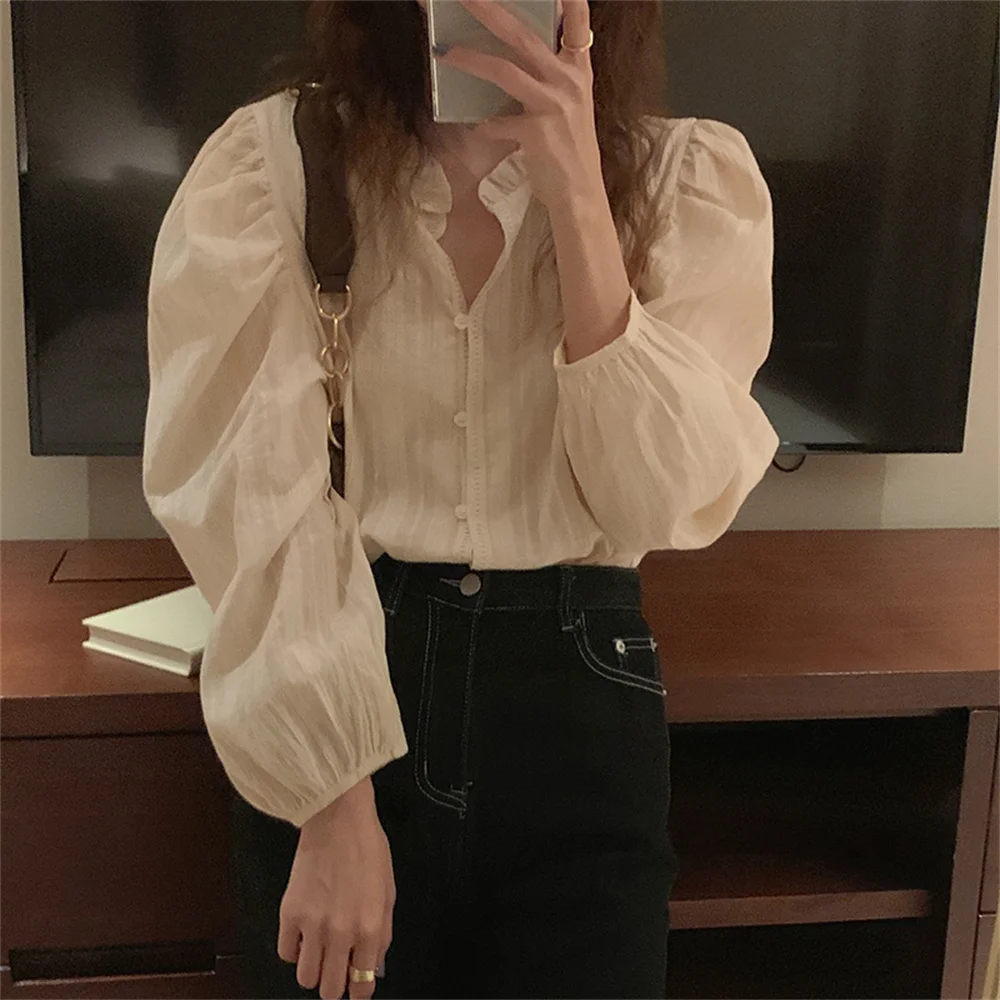 

Alien Kitty Apricot Gentle Stand Shirts Full Sleeves Lace Outwear New Stylish 2021 Femme Tops Sweet Korea Hot Autumn OL Retro