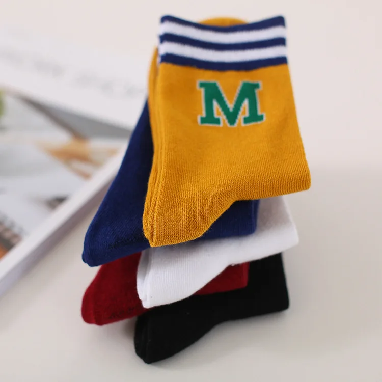 

Funny Cute Japanese High School Girls Cotton Loose Striped Crew Socks Colorful Women Sox Harajuku Designer Retro Yellow White