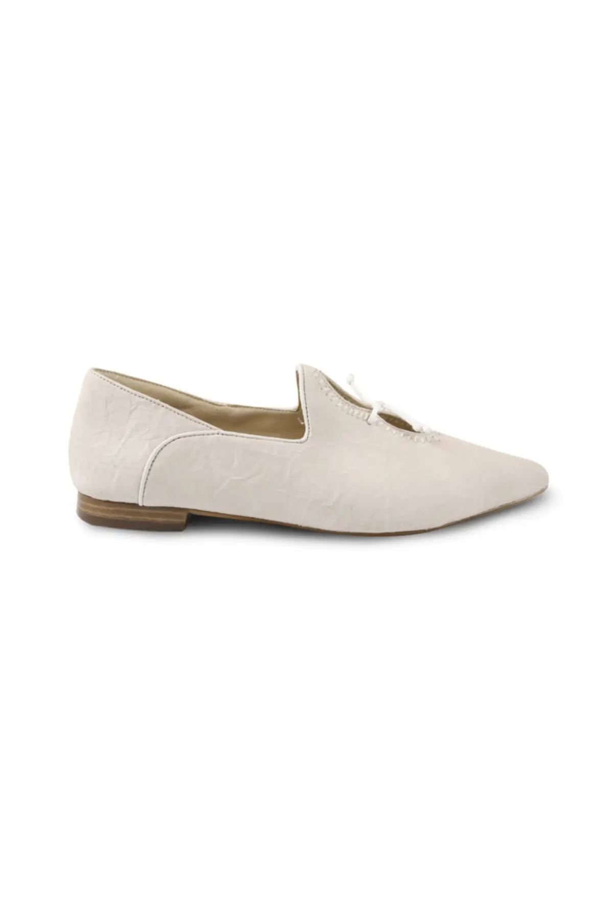 

SarEn Women Cream Classic Shoes
