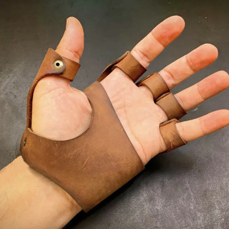 Кожаные армированные перчатки для мужчин и женщин средневековые защитные в