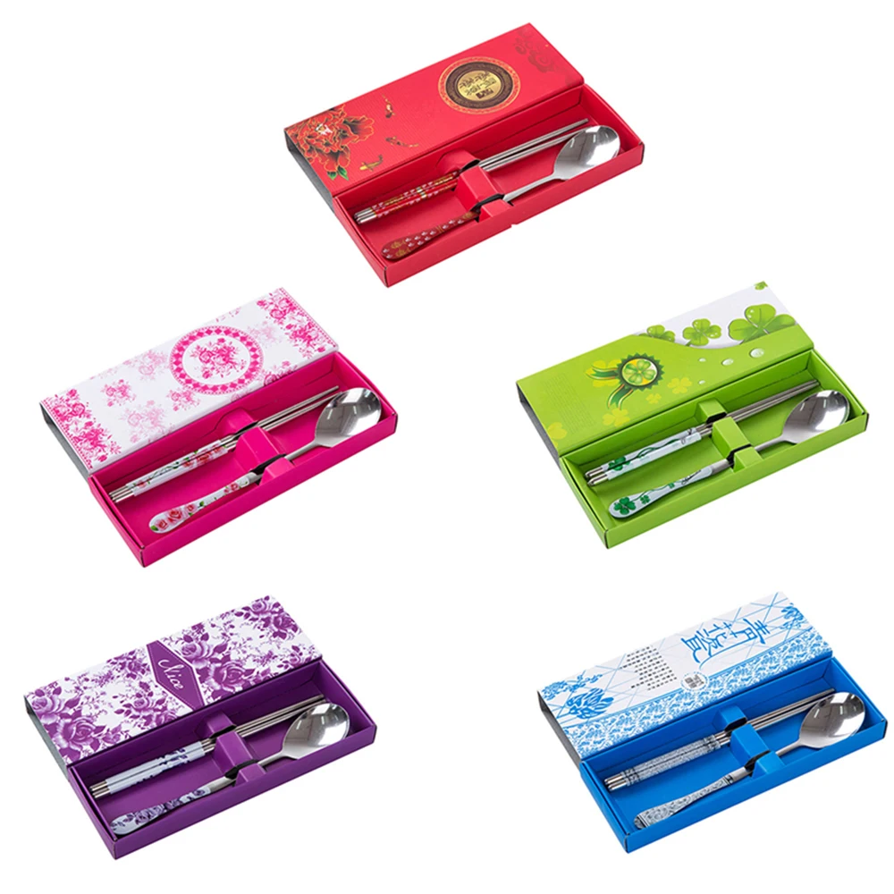 

Portable Creative Stainless Steel Korean Chopsticks Spoon Personalized Laser Engraving Patterns Sticks Cartoon Gift