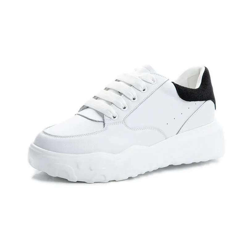 Кроссовки из натуральной кожи на платформе с круглым носком | Обувь