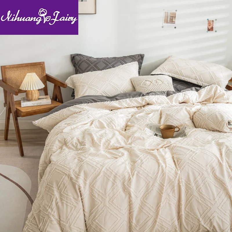 

Nordic style three-dimensional washed cotton four-piece solid color simple and soft three-piece dormitory set
