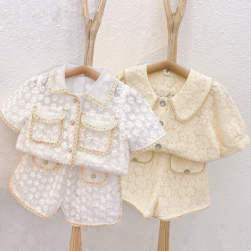 

New Girls Fashion clothing set Sweet princess Baby Suit embroidery Lace shirt +jeans Kids Clothes Summer Girl Suit girls outfit