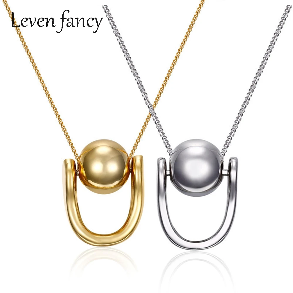 

Женское колье из серебра 925 пробы с подвеской-шариком