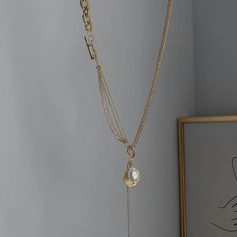 

Korean fashion contracted individual character choker is set with diamond pearl round card T form buckle necklace web celebrity
