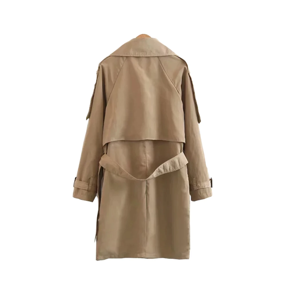 Тренчкот женский двубортный в винтажном стиле Осень-зима 2019 | Женская одежда