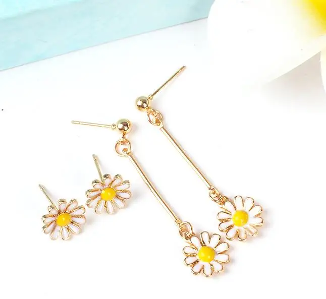 Новое поступление женские классические серьги гвоздики с цветами простые белые