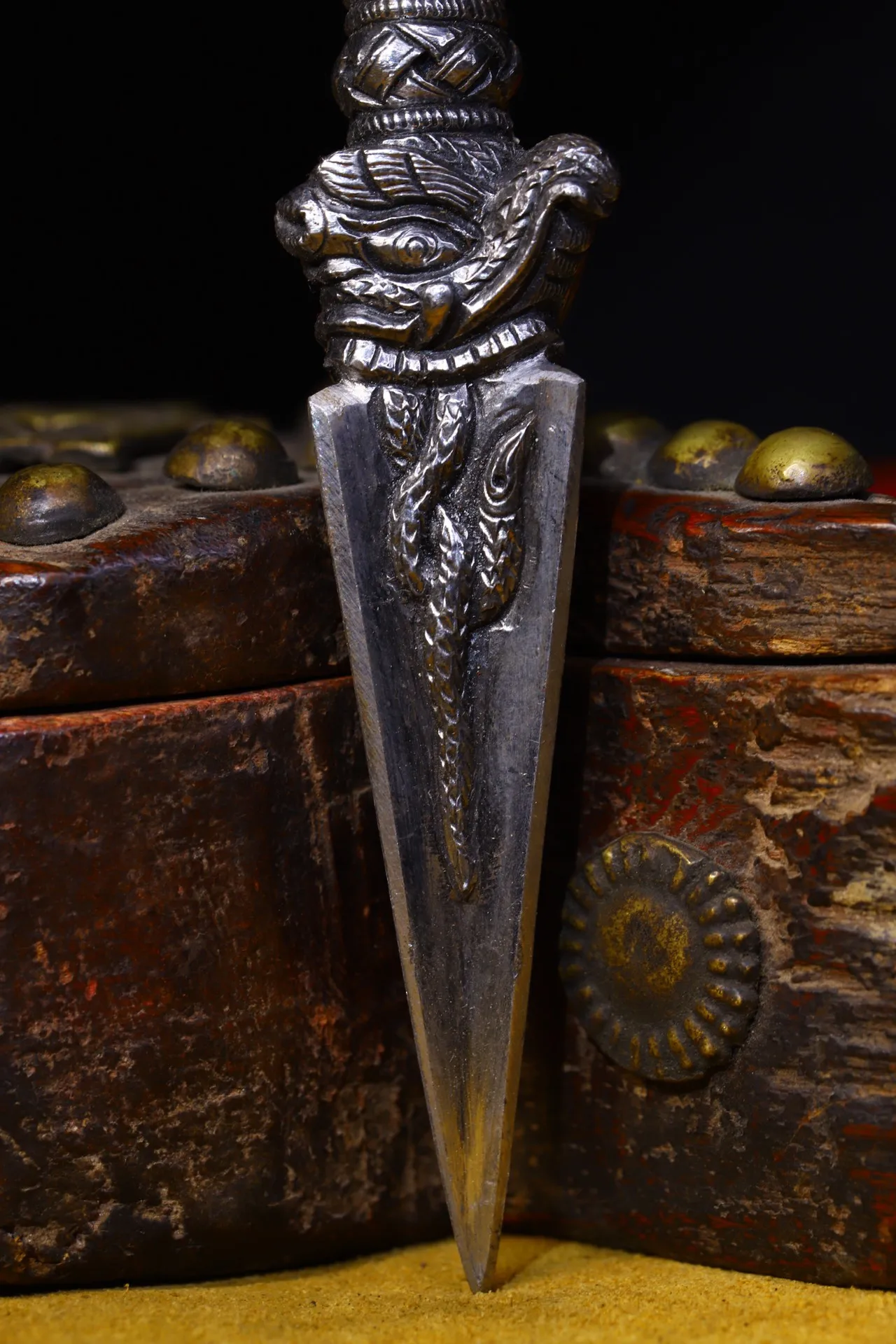 Коллекция тибетских храмов 6 дюймов старые трусики голова цинабара Махакала