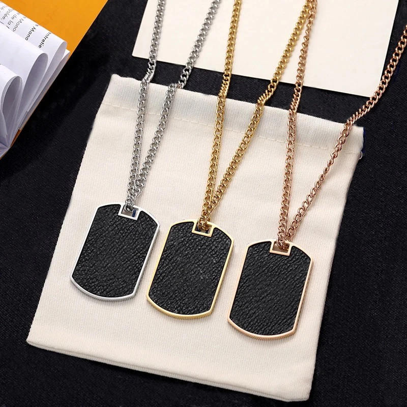 

2021 Hot Sale High Quality Luxury Army Brand Necklace Fashion Wild Nameplate Necklace Couple Necklace