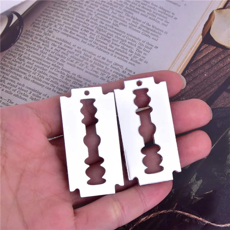 10 шт./упак. Смешные готические панк лезвия Arcylic Подвески двойное лицо зеркало