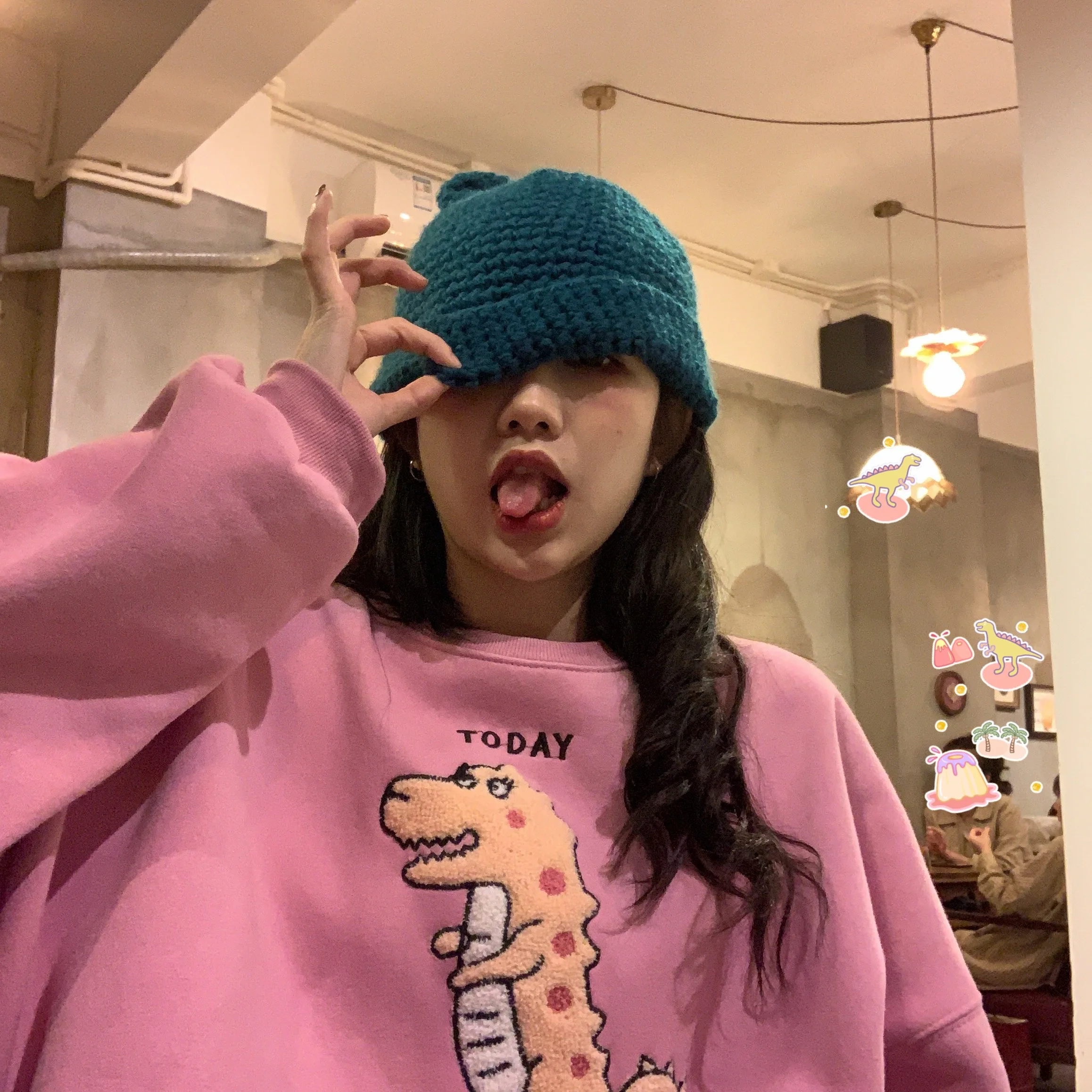 Vintag/Зимняя Повседневная Толстовка с вышитым динозавром бархатный разноцветный