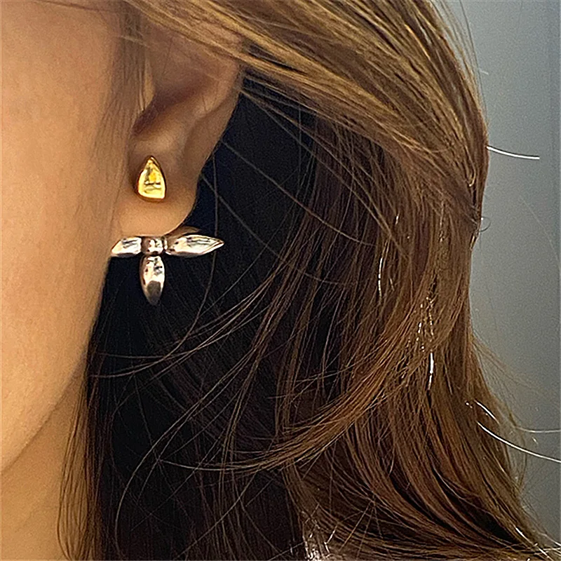 

New Arrival Stud Earrings Fashion Irregular Metal Women Classic Four Leaf Flower Earrings Female Cross Earrings Jewelry