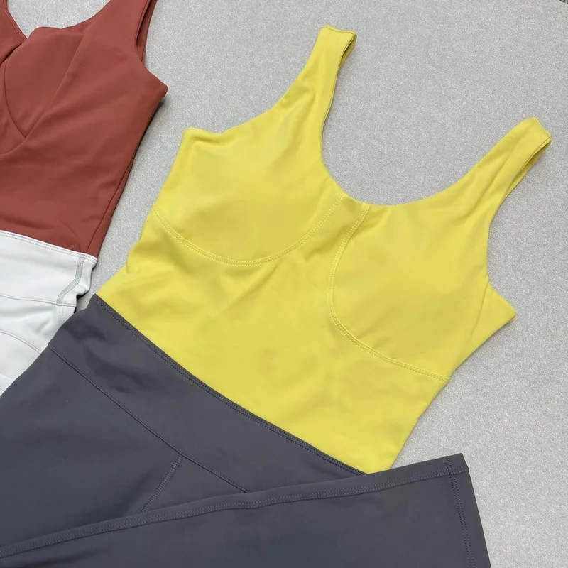 

Women's 1 Piece Yoga Suit Sleeveless Workout Clothes Running Sportswear Gym Tight Training Dance Jumpsuit Backless Bodysuit