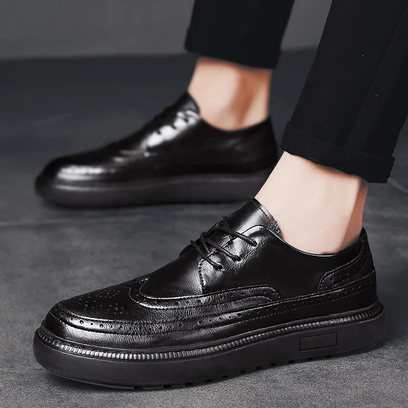 

Men Casual Shoes Fashion brogue lace up oxfords Sneakers Men Shoes Comfort Chunky Sneakers Men's Shoes party black Footwear