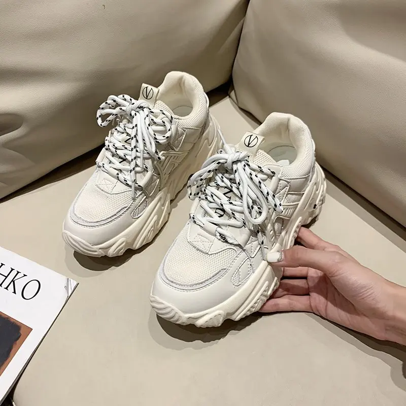 

Thick Bottom Heighten Vulcanized Shoes Women Lightweight Breathable Sports Shoes Ladies Fashion Black Lace Up Sneakers Solid New