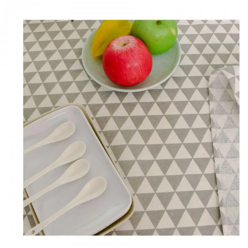 Простой современный треугольник скатерть с геометрическим рисунком Graphics хлопок