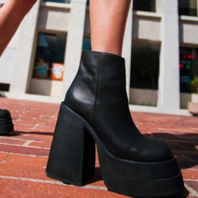 Женские ботильоны из натуральной кожи на молнии высоком каблуке и