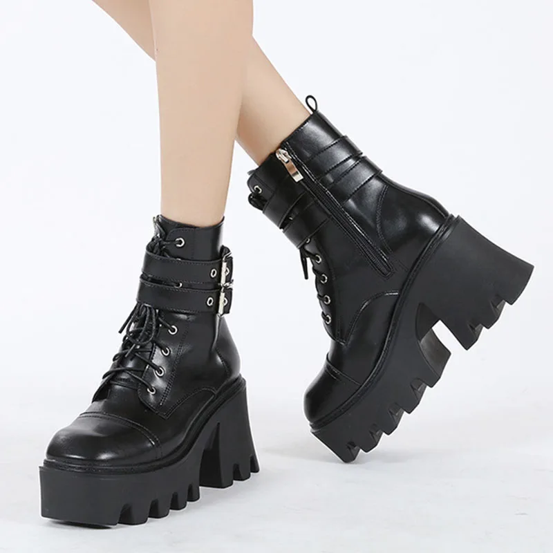 Женские ботинки на массивном каблуке с пряжкой резиновой подошве - купить по