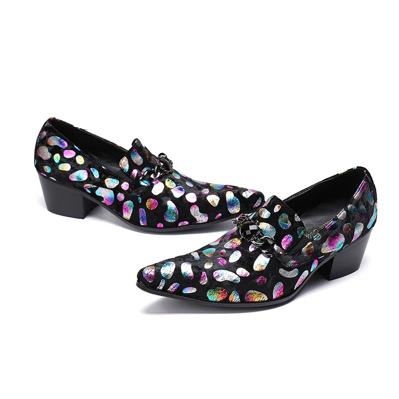 Разноцветные Модные Туфли оксфорды с острым носком повседневные модельные туфли