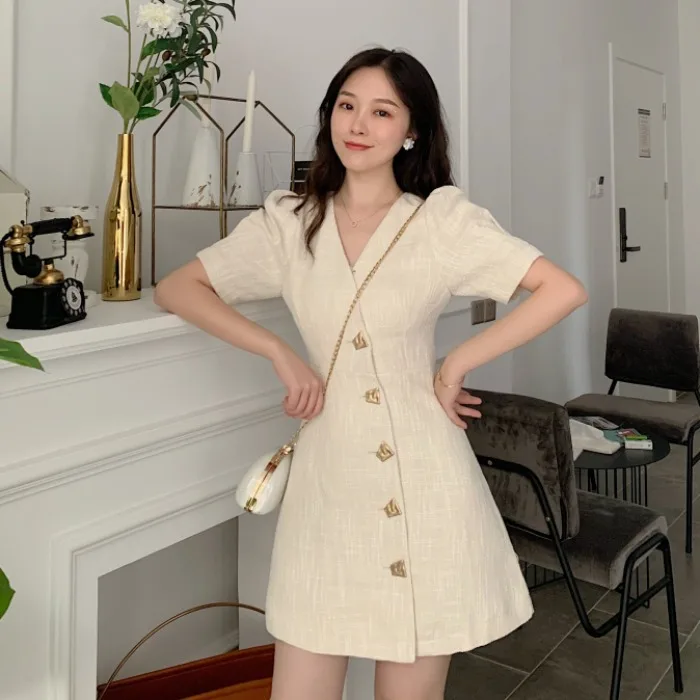 Женское короткое платье с пуговицами маленькое во французском Корейском стиле