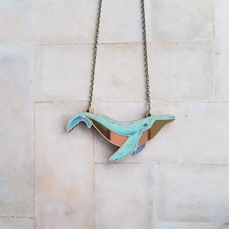 

Gold Mirror Belly Humpback Whale Statement Pendant Necklace Ocean Whale Animal Nature Boho Mermaid Jewelry Women Necklaces