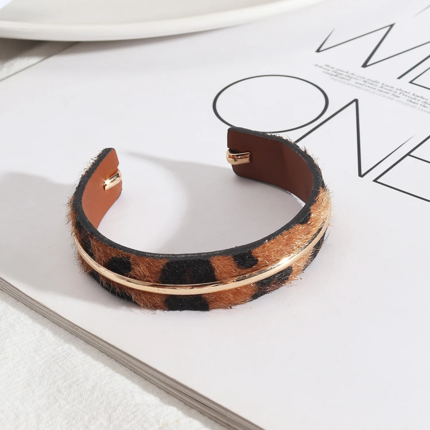 Custom Copper Ring Leopard Print Genuine Leather Pony Hair Cuff Bracelets for Women BOHO Vintage Personality Bangles Unique Gift | Украшения
