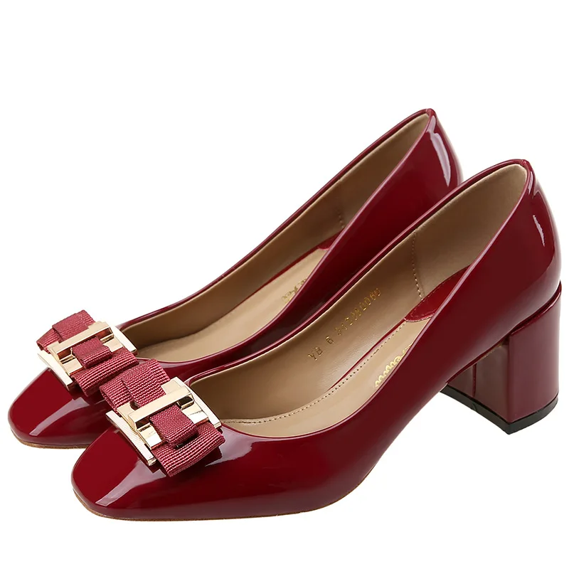 

Classic Bridal Wedding Shoes Woman Metal Decoration Pumps Bowknot High Heel Designer Brand Chunky Heels Shoes Ladies Dress Pumps