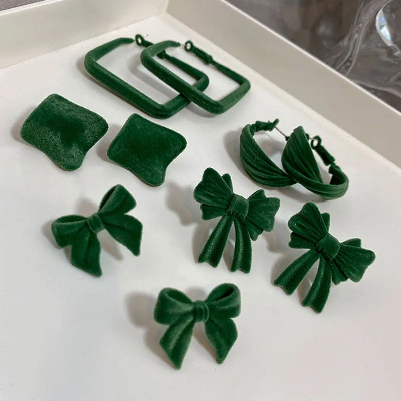

New Fashion Retro Dark Green Dangle Earrings For Women 2021 Trend Flocking Geometric Fabric Bow Heart Earring Accessory
