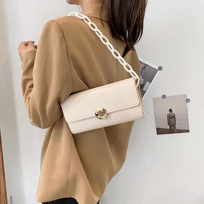 

Baguette Bag Female 2021 New Women's Bag Crocodile Pattern Chain Shoulder Messenger Handbag Fashion Underarm Bag Baguette Bag