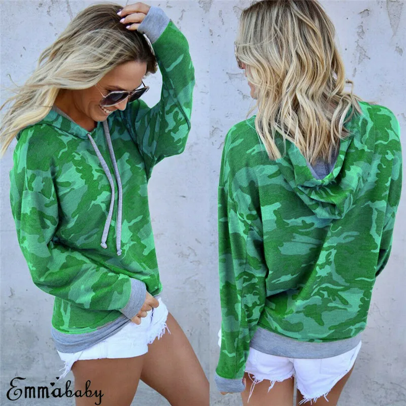 

Hoodies & Sweatshirts