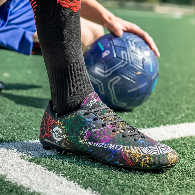 Men Soccer Shoes Breathable Outdoor Football Boots Turf Soccer Cleats Kids Boys Girls AG Women Soft Training Football Shoes