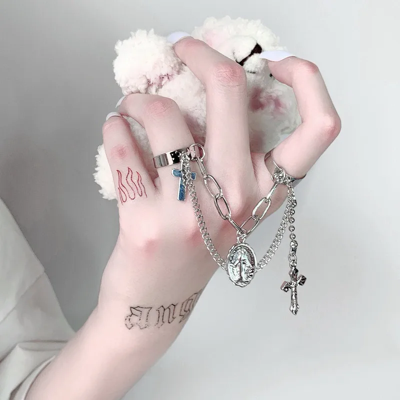

Cool Punk Hip Hop Cross Rings for Women Multi-layer Adjustabl Chain Open Finger Men Rotate Ring Trendy Jewelry Party Gift