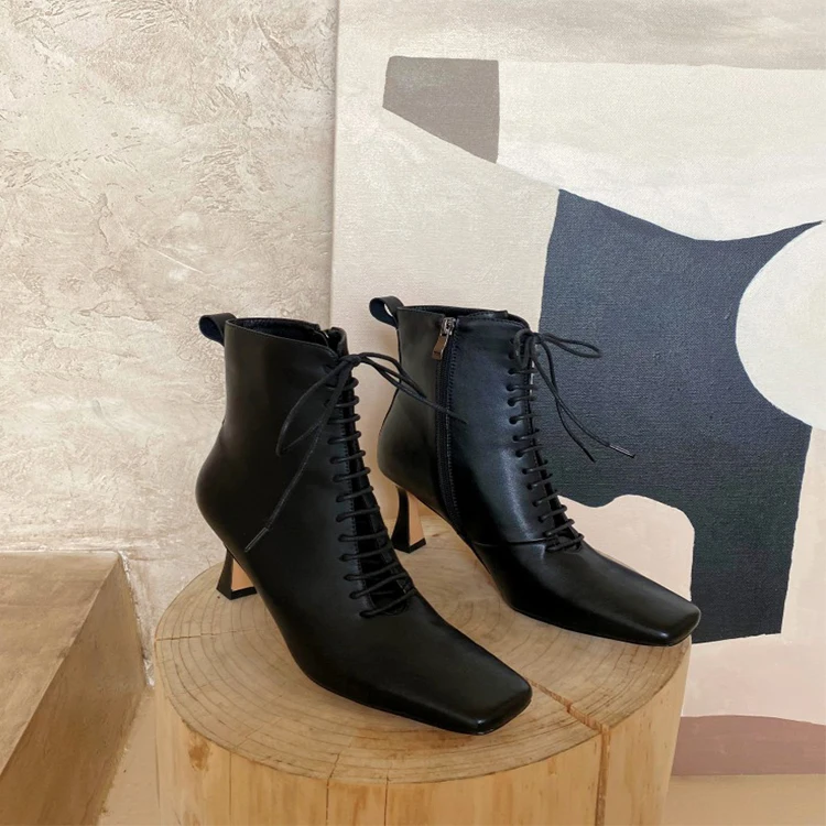 

MLJUESE 2021 women soft ankle boots Cow leather lace up boots winter short plush square toe high heels women boots