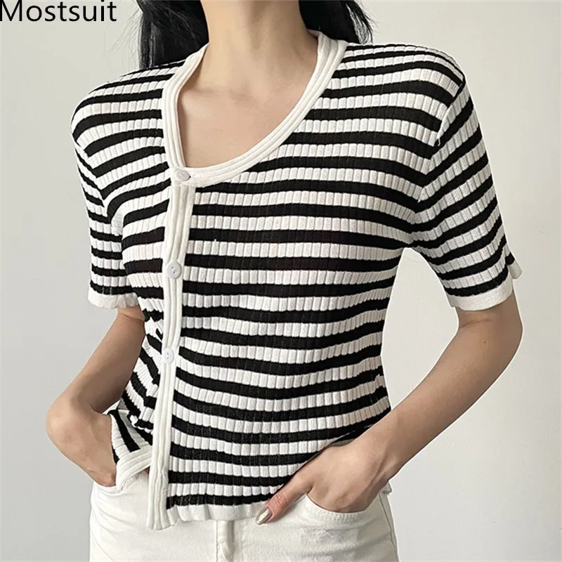 

2021 Summer Striped Knitted Cardigan Sweater Women Short Sleeve Asymmetrical Single Breasted Knitwear Tops Korean Vintage Jumper