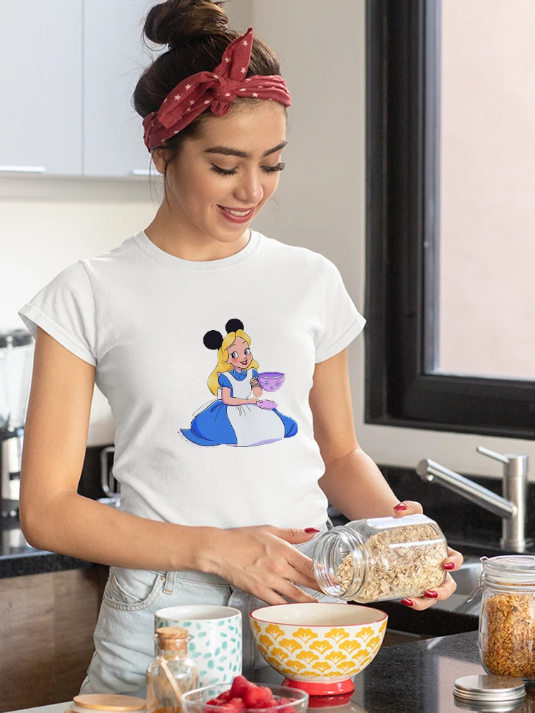 

Disney Alice Princess Instagram Clothes Tshirt Femme Urban Fashion Housewife Matching T Shirts Young Casual 2022 New Aesthetic