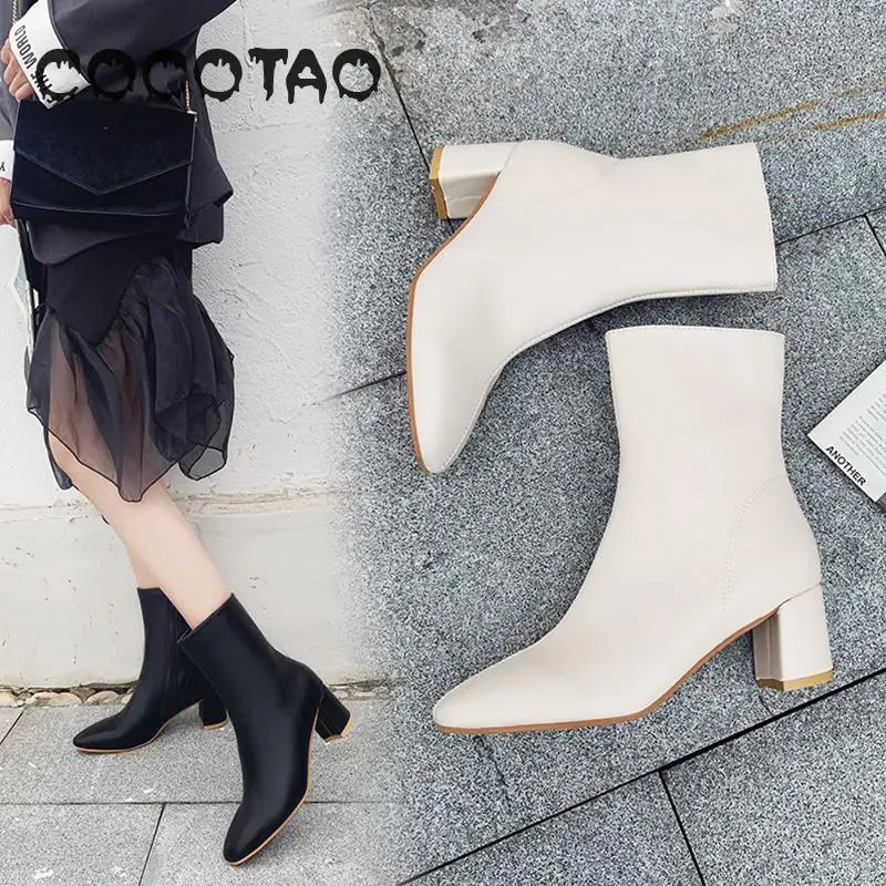 Женские ботинки на толстой подошве с боковой молнией в британском стиле каблуке