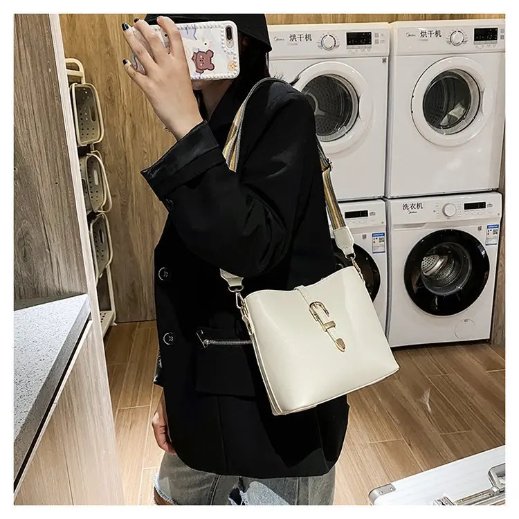 

Women's Crossbody Bags Solid Color Shoulder Bags for Ladies Handbag Fashion Female Messenger Bags Waterproof Women Tote Bags