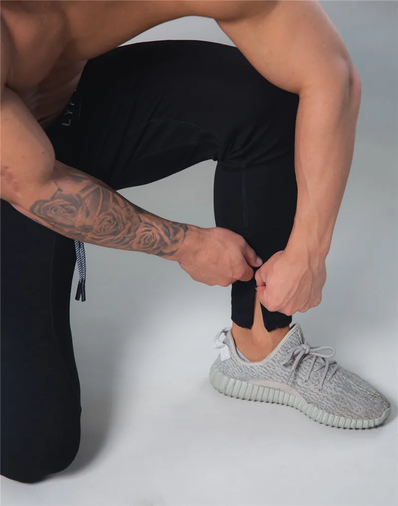 

Men Sweatpants Fitness Bodybuilding Men Pants Running Print Men Joggers Pants Cotton Sweatpants Slim Fit outdoors Male trousers