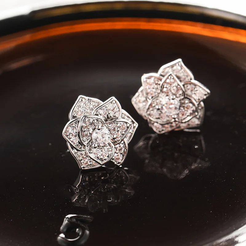 Корейский S925 Серебряные иглы Модные простые темпераментные серьги гвоздики