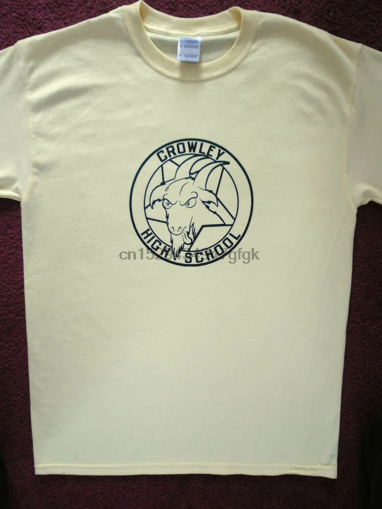 Мужская футболка с логотипом высокой школы Тодд и книга чистого зла Кроули |