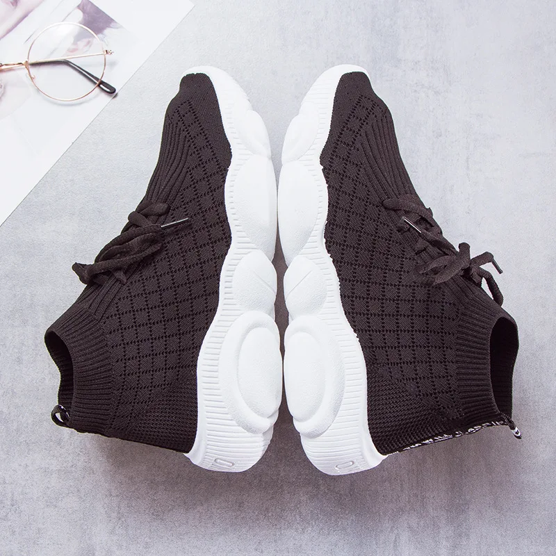 Новинка Женская летящая спортивная обувь для отдыха летняя модель 2019 роскошная