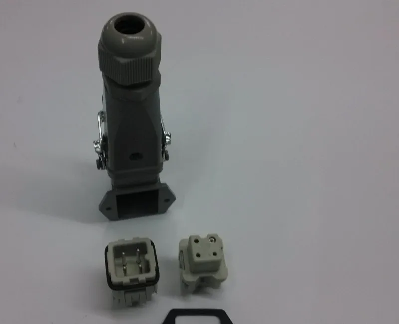 

Heavy-duty Connector Rectangular Aviation Plug Hot Runner Connector HA003 Cut-out Side Form