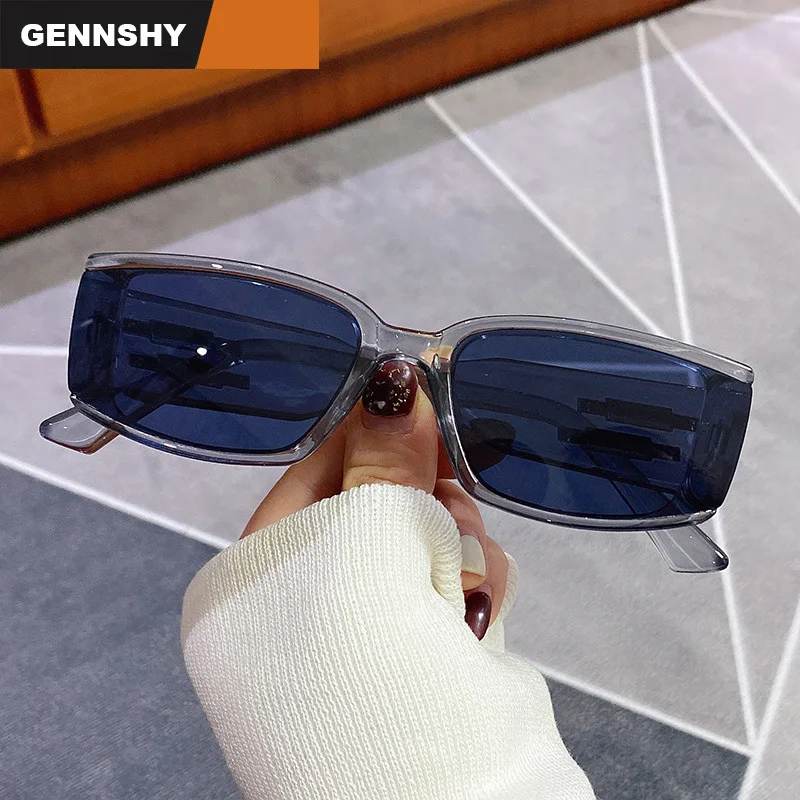 

Новинка 2021, квадратные солнцезащитные очки в стиле ретро для женщин и мужчин, брендовые модные маленькие пластиковые очки, прозрачная серая...