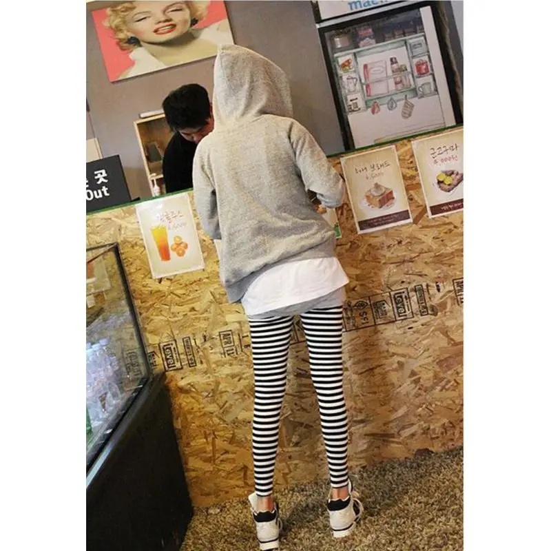 

Women Ankle Length Skinny Leggings Black White Horizontal Striped Pants