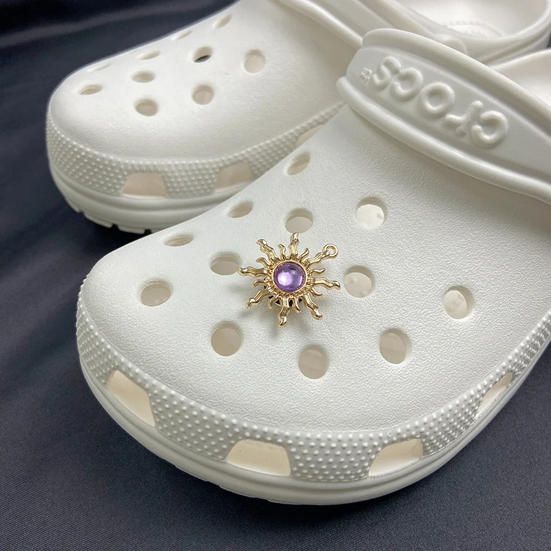 

1 шт. винтажные Подвески Croc, дизайнерские Роскошные Подвески «сделай сам» для обуви Crocs, новый бренд, модные украшения для обуви Croc высокого к...