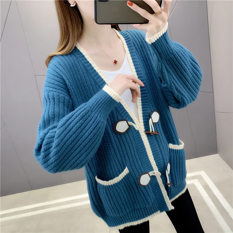 

Room 197755, row 1, lower No.1 SWEATER