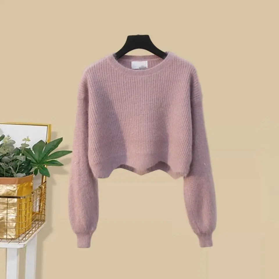 

Large women's spring and autumn new sweater looks thin and versatile